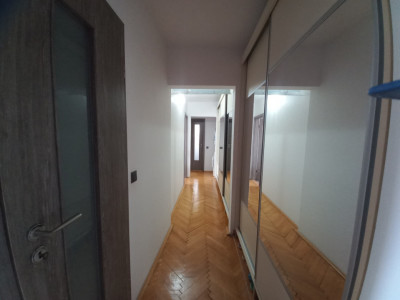 Apartament cu 3 camere de vanzare in zona Lipovei imagine mica 11, foxfort.ro