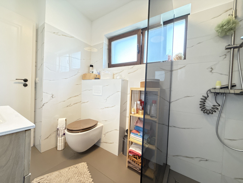 COMISION 0% Casa cu 4 camere de vanzare in Sacalaz, zona Cartierul Primaverii 31, foxfort.ro