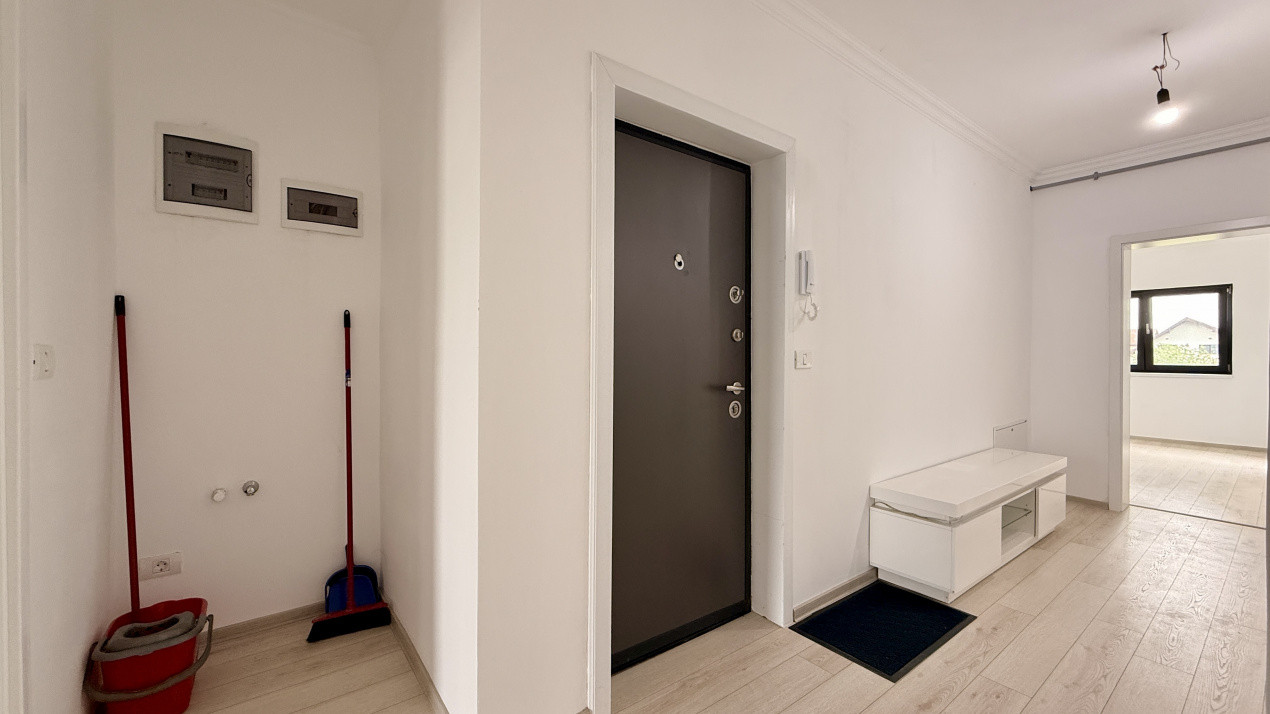 Apartament de vanzare, 3 camere - Zona excelenta - Mosnita 10, foxfort.ro