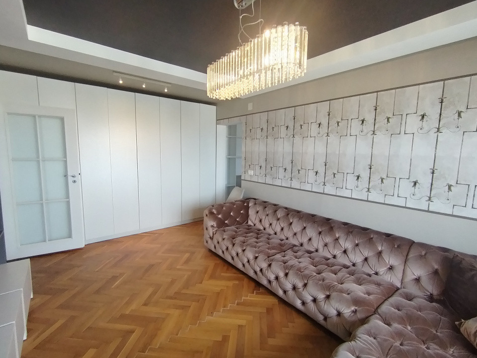 Apartament cu 3 camere de vanzare in Timisoara, zona Garii 3, foxfort.ro