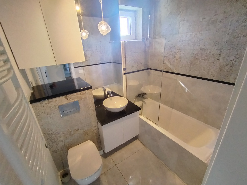 Apartament cu 3 camere de vanzare in Timisoara, zona Garii 18, foxfort.ro