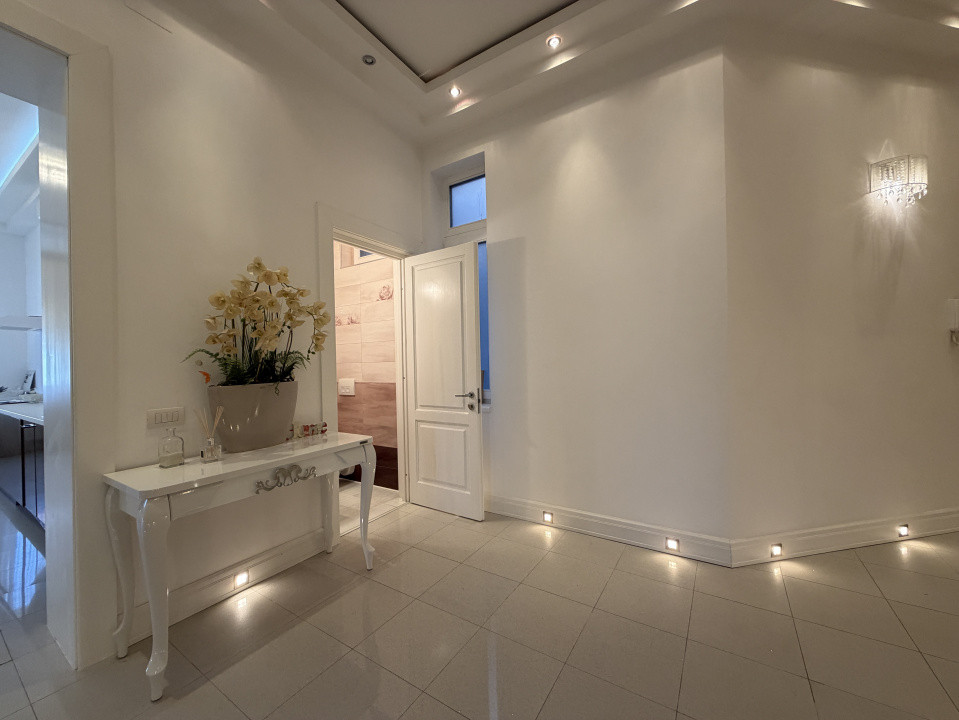 Apartament inedit 3 camere, semicentral complet mobilat  11, foxfort.ro