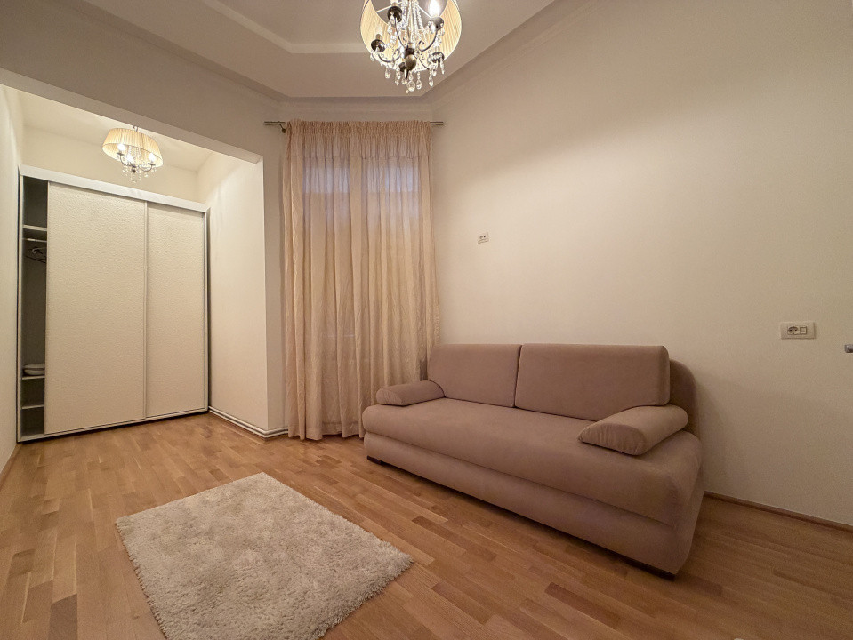 Apartament 3 camere, semicentral - complet mobilat, zona Fabric 10, foxfort.ro