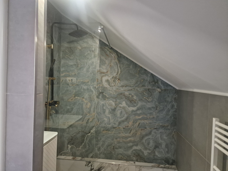 Duplex de vanzare cu 3 camere - zona Mosnita Noua 16, foxfort.ro