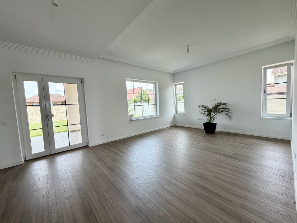 Casa individuala superba cu 4 camere, in Sanandrei 1, foxfort.ro