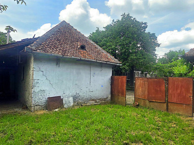 Casa individuala cu 5 camere de vanzare in localitatea Ineu imagine mica 29, foxfort.ro