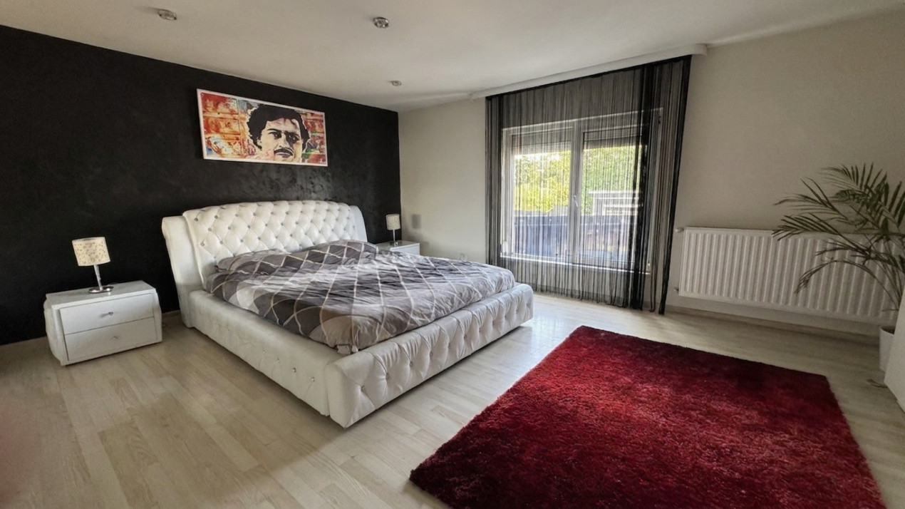 Casa spatioasa cu 7 camere si curte proprie, zona Dambovita  6, foxfort.ro