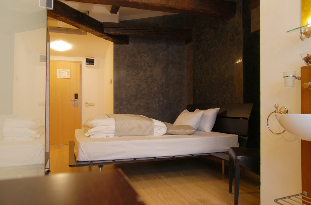 Hotel Do Stil Boutique - un ''Hotel Acasa'' in inima orasului 12, foxfort.ro
