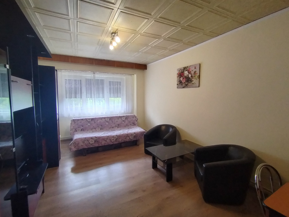COMISION 0% Apartament cu 3 camere de inchiriat in zona Olimpia 9, foxfort.ro