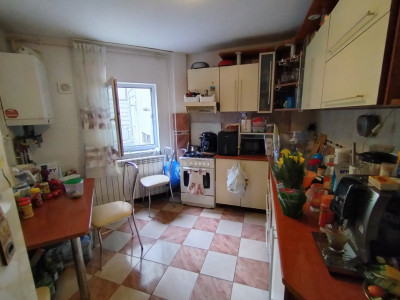 COMISION 0% Apartament cu 3 camere de vanzare in zona Soarelui imagine mica 7, foxfort.ro