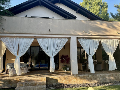Casa exclusivista cu piscina, la intrare in Dumbravita imagine mica 26, foxfort.ro