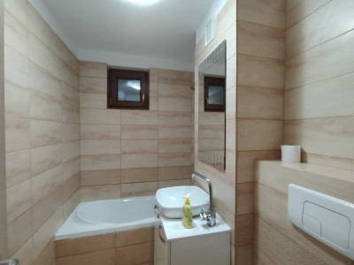 Apartament cu 3 camere, 70 mp de inchiriat, zona Fabric imagine mica 9, foxfort.ro