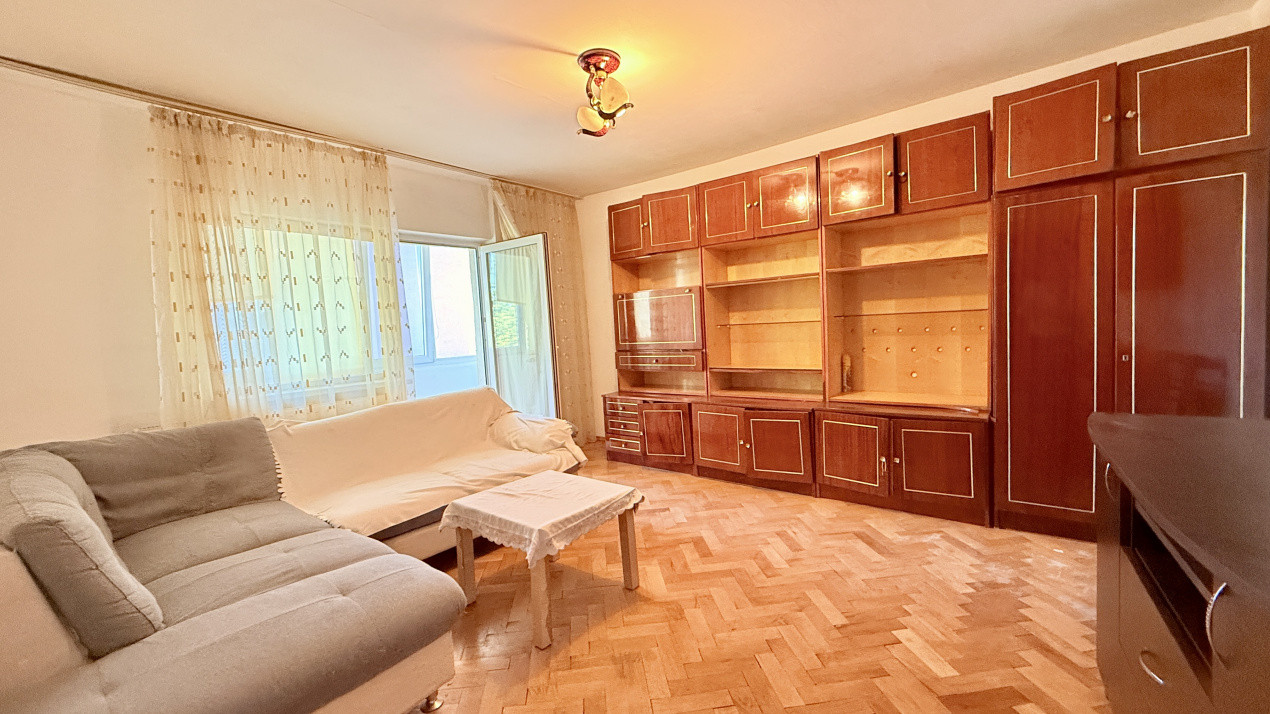 COMISION 0% Apartament cu 3 camere decomandat, Aradului - bloc izolat  1, foxfort.ro