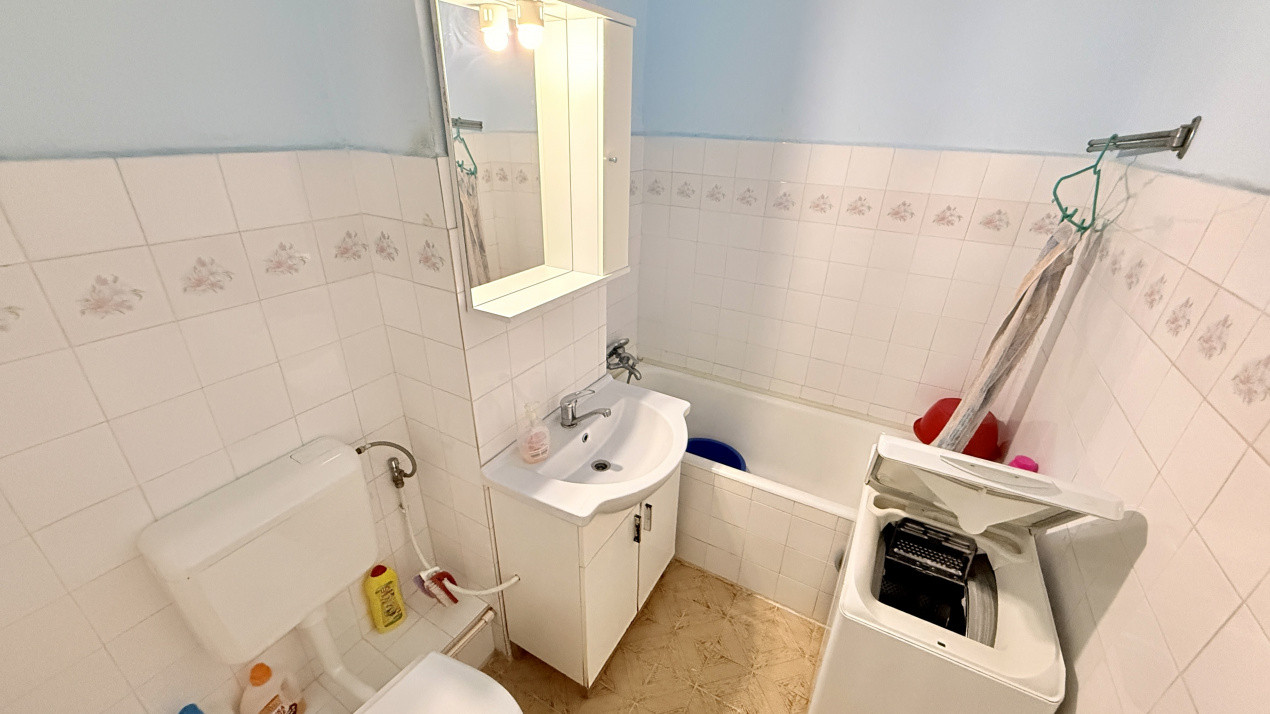 COMISION 0% Apartament cu 3 camere decomandat, Aradului - bloc izolat  12, foxfort.ro