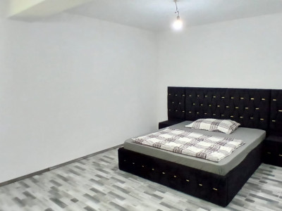 Casa individuala cu 6 camere Parter + 1 Etaj in Comlosu Mare imagine mica 31, foxfort.ro