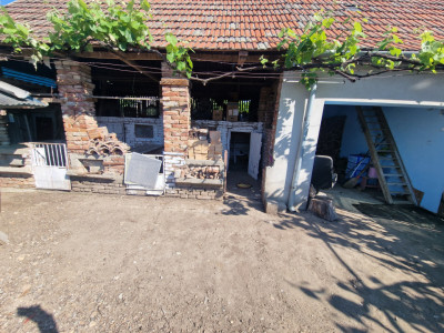 Casa individuala cu 3 camere si teren de 647 mp in Mosnita Veche imagine mica 14, foxfort.ro