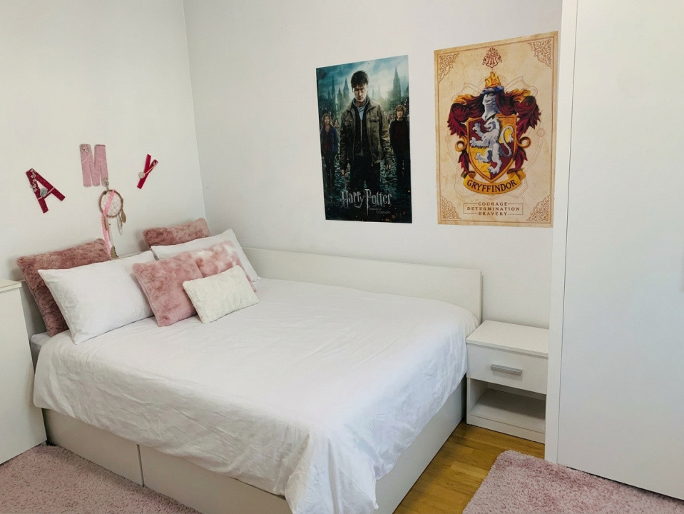 Casa individuala cu 6 camere de vanzare in zona Dambovita 3, foxfort.ro
