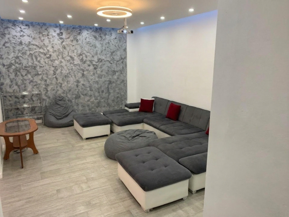 Casa individuala cu 6 camere de vanzare in zona Dambovita 1, foxfort.ro