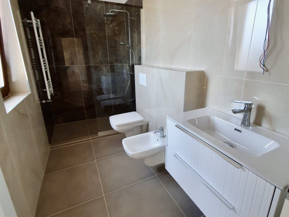 Duplex premium cu 5 camere - Dumbravita 24, foxfort.ro