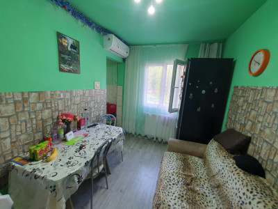 Apartament 4 camere, etaj 1, centrala proprie, zona Dacia imagine mica 4, foxfort.ro