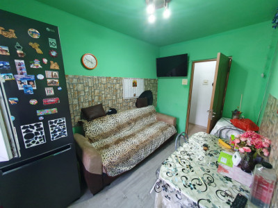 Apartament 4 camere, etaj 1, centrala proprie, zona Dacia imagine mica 14, foxfort.ro