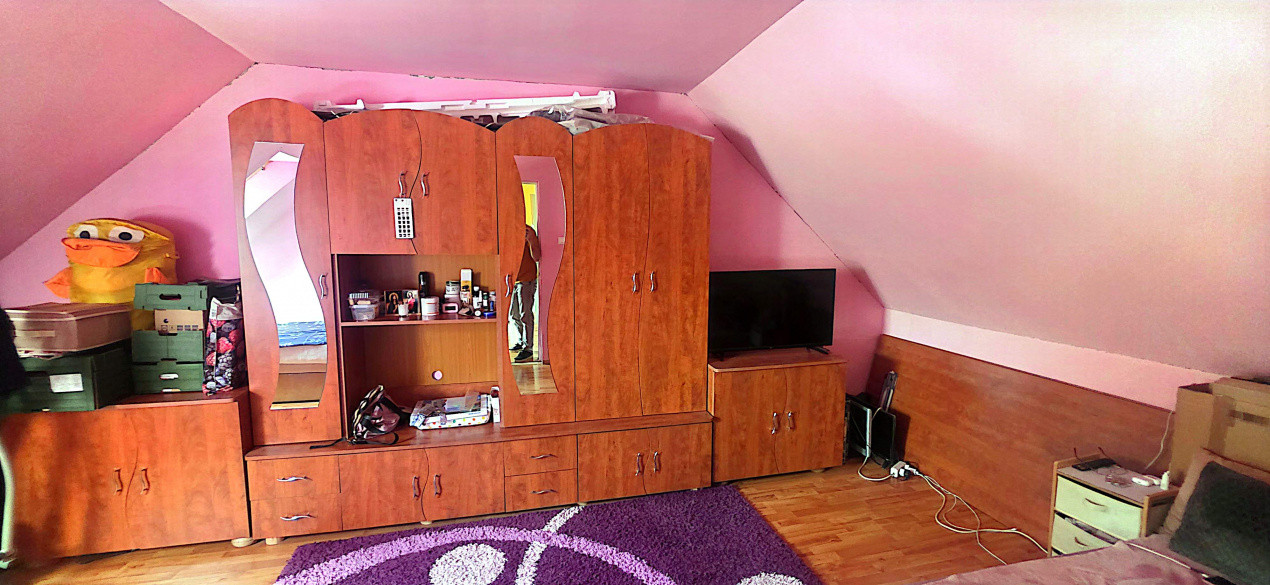 Casa individuala cu 5 camere de vanzare in localitatea Minis 3, foxfort.ro