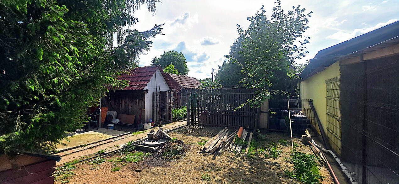 Casa individuala cu 5 camere de vanzare in localitatea Minis 23, foxfort.ro