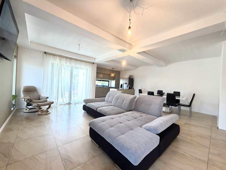 Duplex mobilat complet, 4 camere, teren 430 mp in Sanandrei 2, foxfort.ro