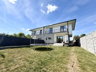 Duplex mobilat complet, 4 camere, teren 430 mp in Sanandrei