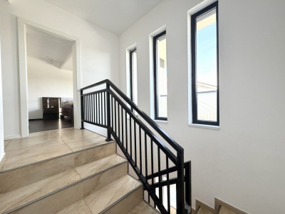 Duplex mobilat complet, 4 camere, teren 430 mp in Sanandrei imagine mica 9, foxfort.ro