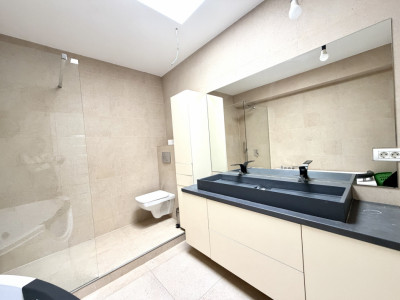 Duplex mobilat complet, 4 camere, teren 430 mp in Sanandrei imagine mica 14, foxfort.ro