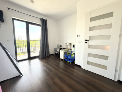 Duplex mobilat complet, 4 camere, teren 430 mp in Sanandrei imagine mica 18, foxfort.ro