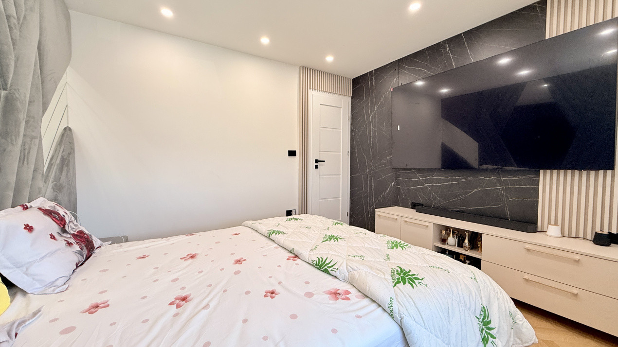 Apartament de vanzare 2 camere zona Soarelui - Timisoara 6, foxfort.ro