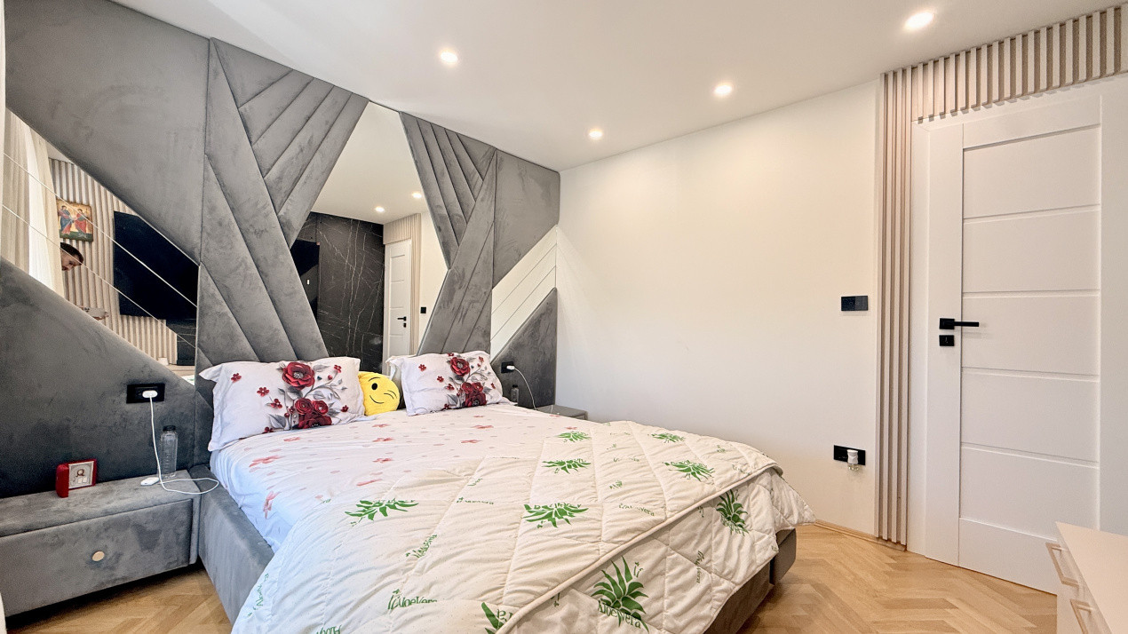Apartament de vanzare 2 camere zona Soarelui - Timisoara 7, foxfort.ro