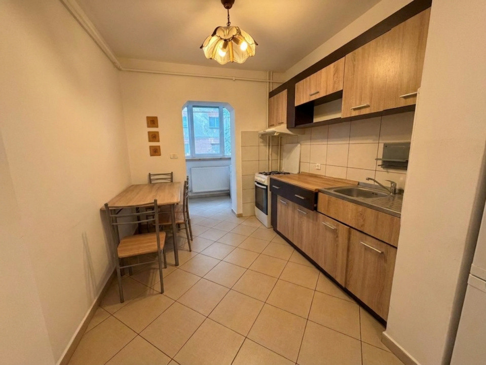 Apartament cu 2 camere de inchiriat in Timisoara, zona Soarelui 2, foxfort.ro