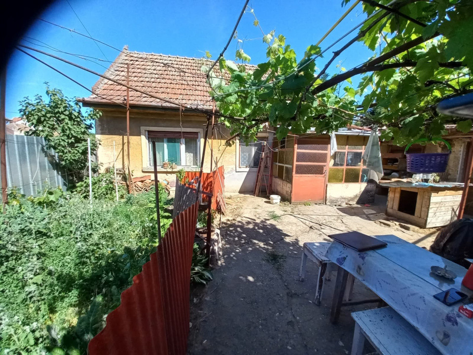 Casa individuala de vanzare in Timisoara | Potential extindere | Teren 460 mp 2, foxfort.ro