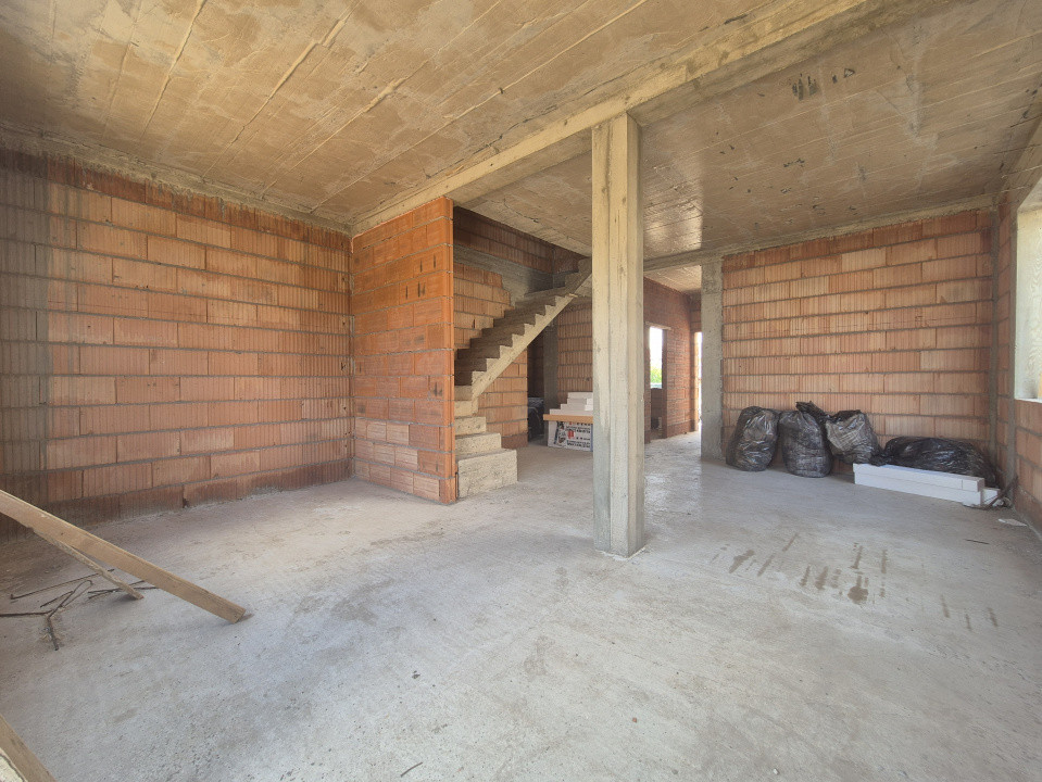 Duplex cu 4 camere de vanzare in localitatea Dumbravita 26, foxfort.ro
