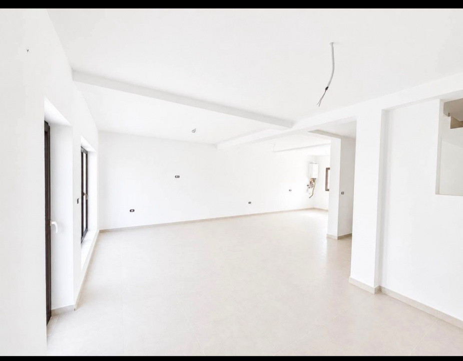 Duplex 5 camere, 105 mp, in Mosnita Noua 1, foxfort.ro