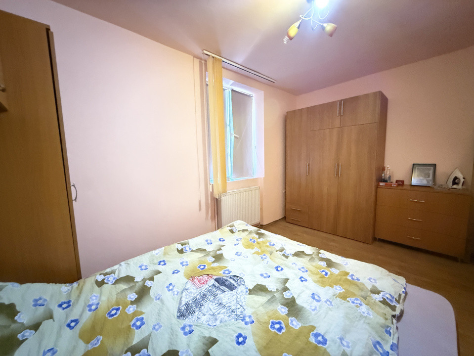 Apartament cu 2 camere, de vanzare in zona Complex Studentesc 10, foxfort.ro