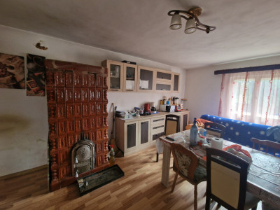 Casa cu 3 camere si teren de 2096 mp in Ianova
