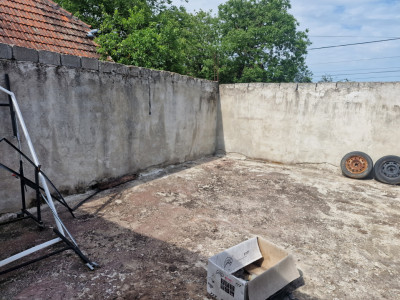 Casa cu 3 camere si teren de 2096 mp in Ianova imagine mica 17, foxfort.ro