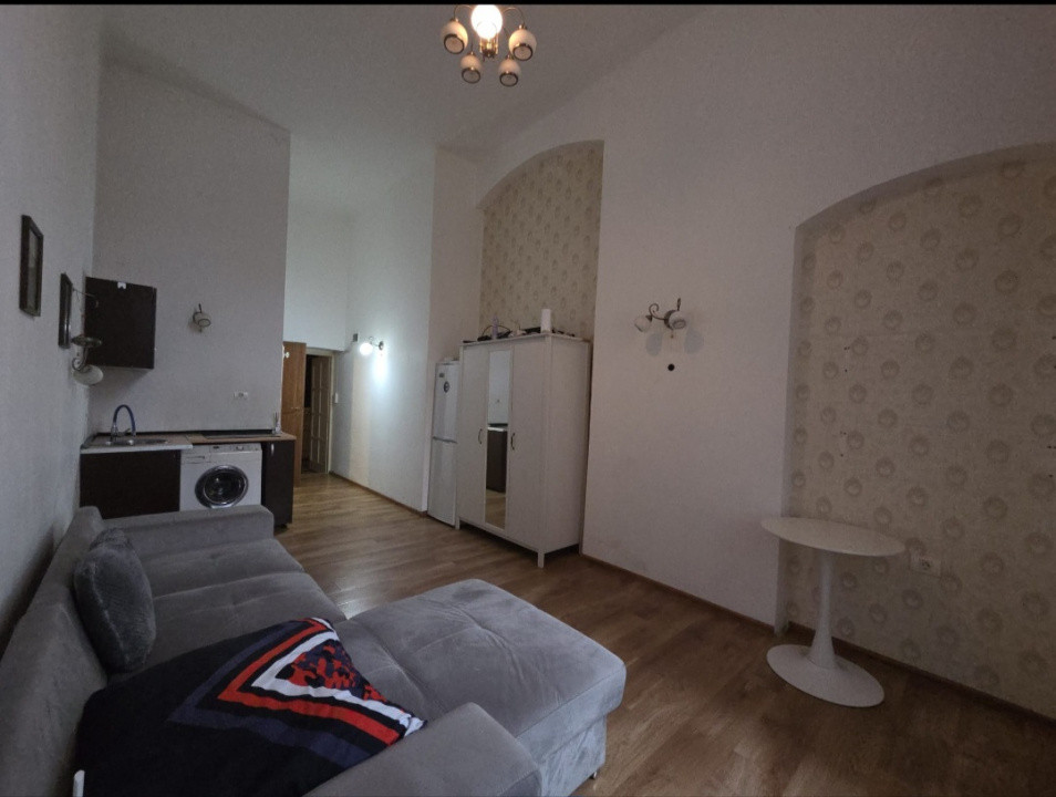 Apartament Central de vanzare | Garaj in CF | Etaj 1 | Mobilat Centrala Proprie 1, foxfort.ro