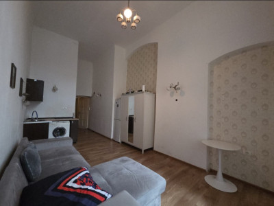 Apartament Central de vanzare | Garaj in CF | Etaj 1 | Mobilat Centrala Proprie imagine mica 7, foxfort.ro
