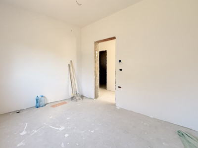 Duplex de vanzare pe parter, 3 camere - Mosnita Veche - Centru imagine mica 8, foxfort.ro