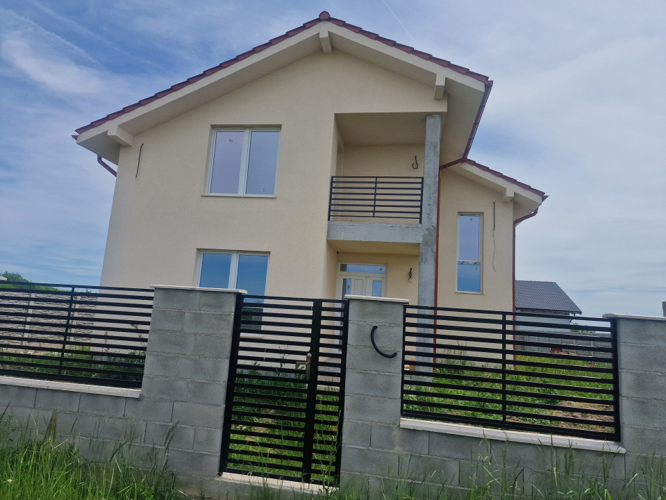 Casa cu 5 camere, 617 mp teren, Mosnita Veche 1, foxfort.ro