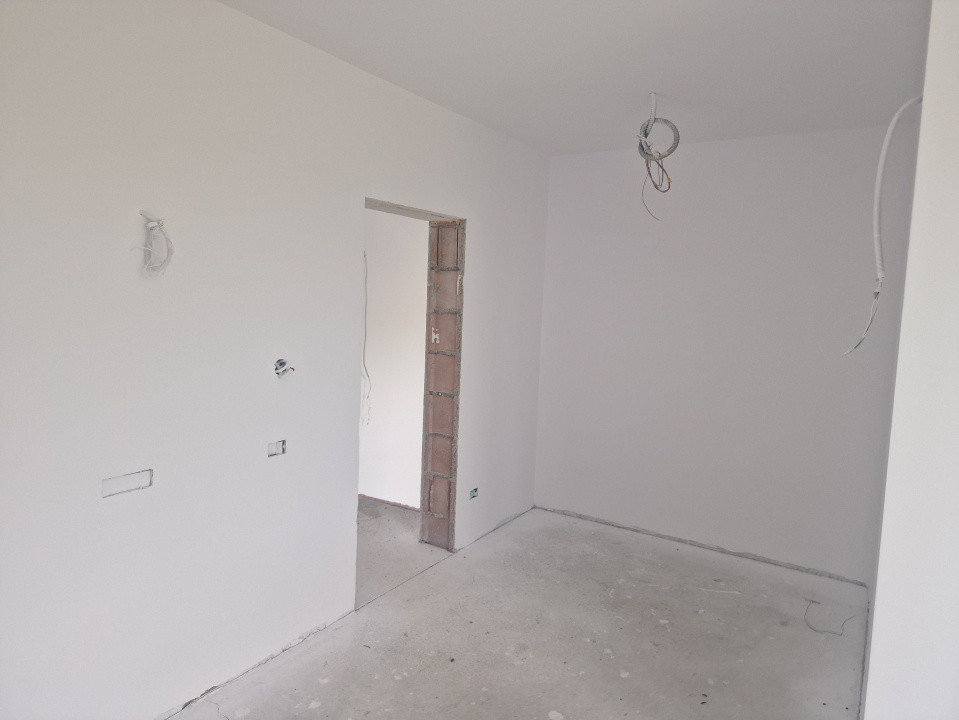Casa cu 5 camere, 617 mp teren, Mosnita Veche 8, foxfort.ro