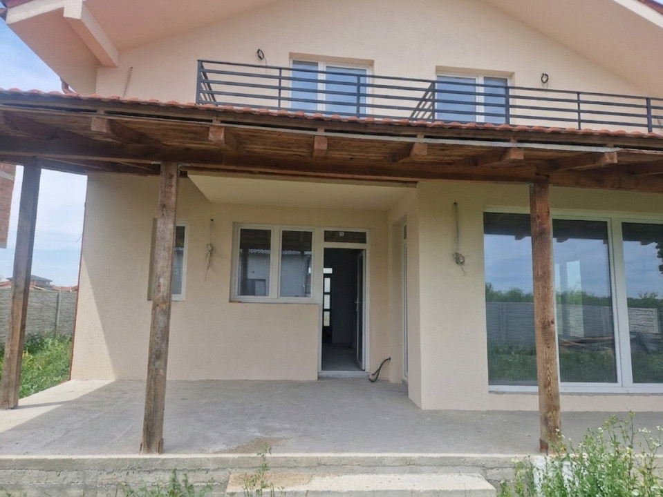 Casa cu 5 camere, 617 mp teren, Mosnita Veche 13, foxfort.ro