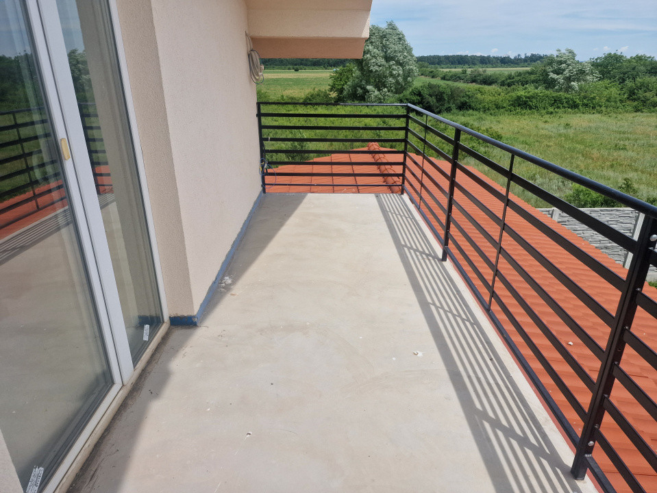 Casa cu 5 camere, 617 mp teren, Mosnita Veche 21, foxfort.ro