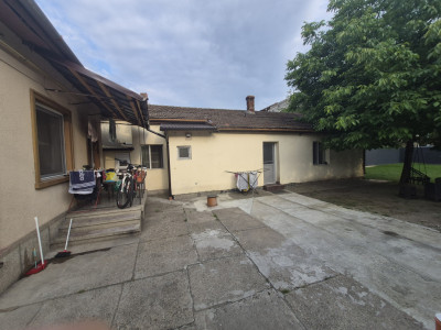 Casa individuala cu 2 spatii comerciale inchiriate – zona Lipovei imagine mica 5, foxfort.ro