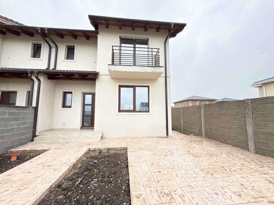 Duplex cu 4 camere, de vanzare in Sacalaz, zona Exterior Nord 13, foxfort.ro
